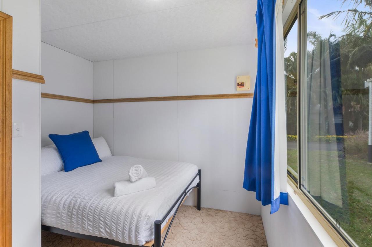 Wairo Beach Holiday Park Tabourie Lake Eksteriør billede
