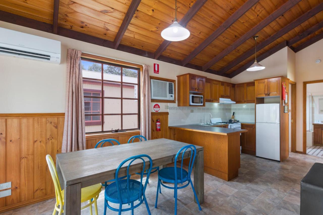Wairo Beach Holiday Park Tabourie Lake Eksteriør billede