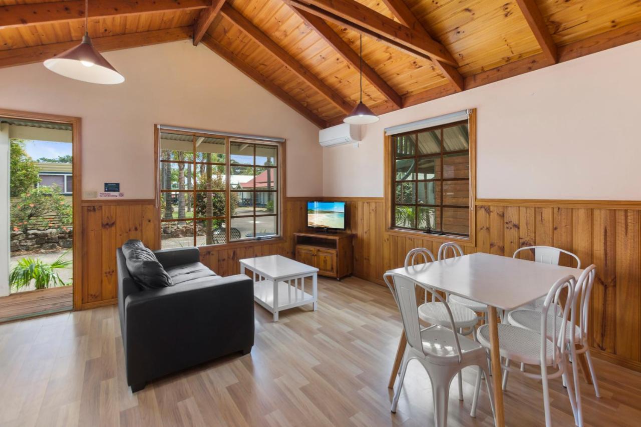 Wairo Beach Holiday Park Tabourie Lake Eksteriør billede