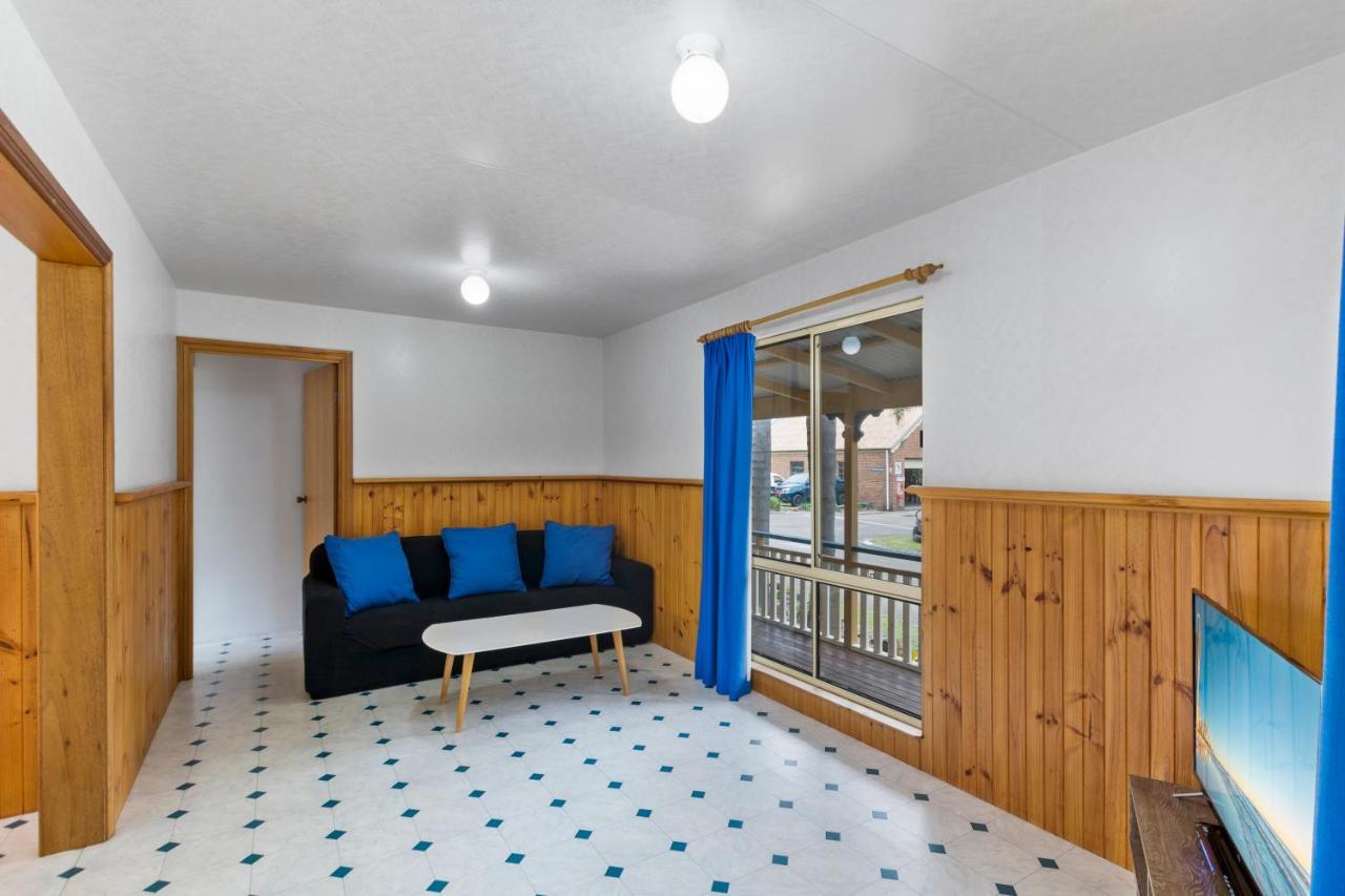 Wairo Beach Holiday Park Tabourie Lake Eksteriør billede